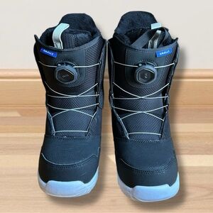 Burton Smalls BOA Kids Snowboard Boots – Youth Size 6K – Black – Like New